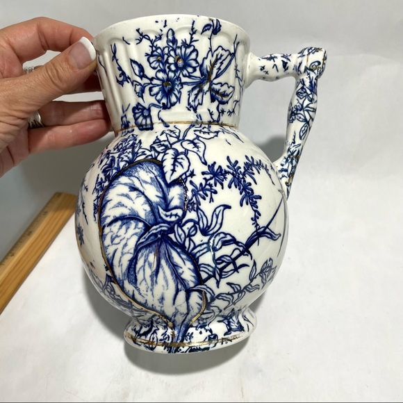Blue & white floral ceramic Tea pitcher - Picture 8 of 11